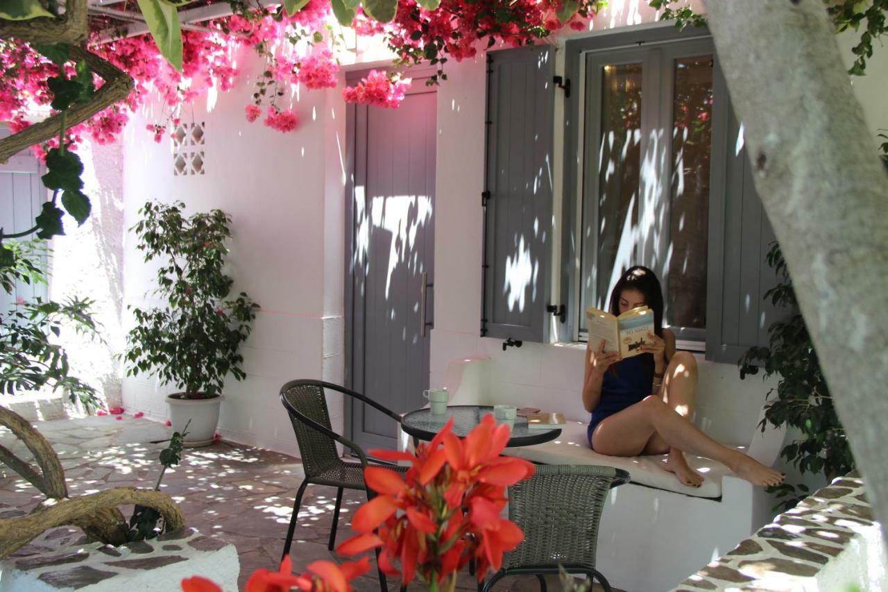 Gerania Milos Apartment Adamantas  Exterior photo